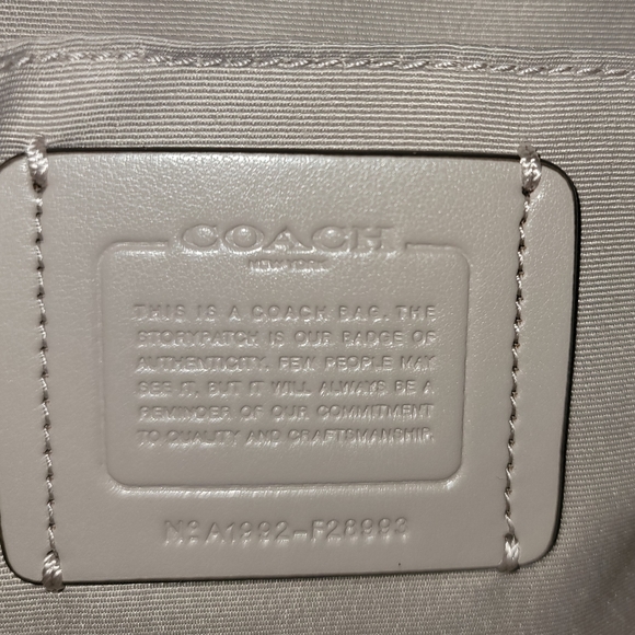 NWT COACH PURSE has 2 small handles&detachable long strap tags& plastic still in - Picture 7 of 13